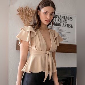 Lulus Perfect Flirt Tie-Front Ruffled Peplum Short Sleeve Top Blouse, Beige,‎ S